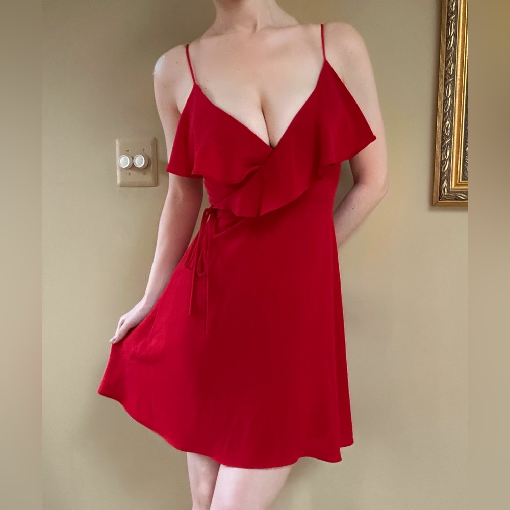 Sexy babydoll style BEBE mini dress red size 2